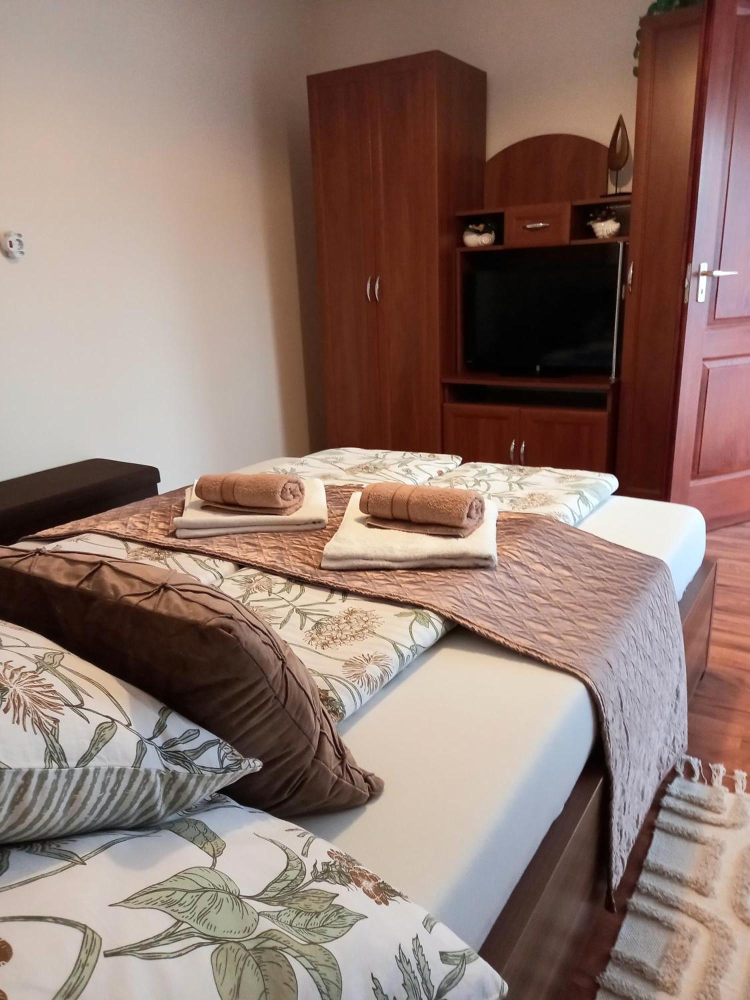 Alfa Apartman Harkány Exterior foto